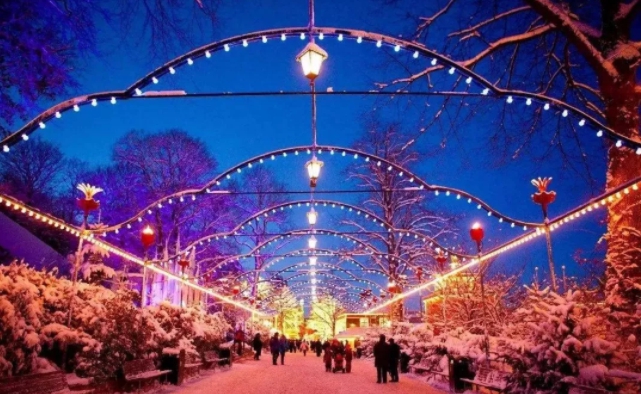 市場競爭日趨白熱化，為何難阻主題公園擴張步伐？